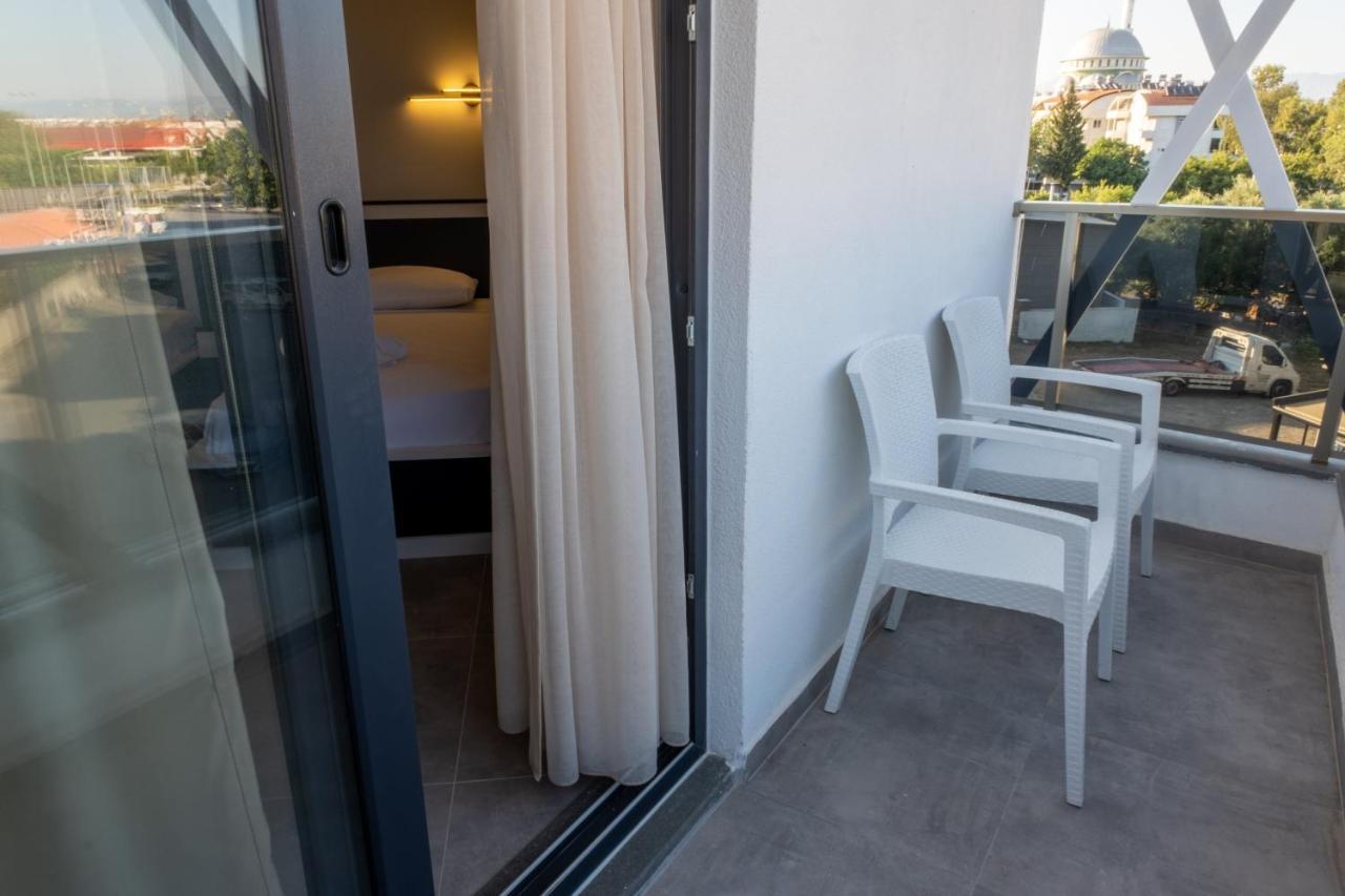 Pera Side Hotel Екстериор снимка
